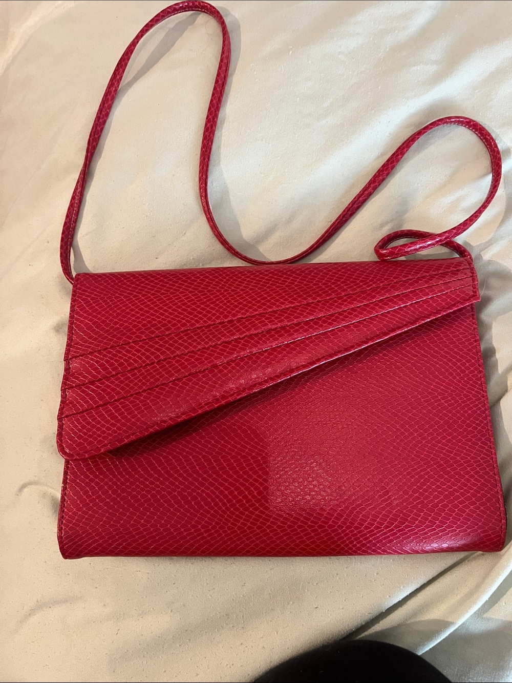 Vintage Red Snakeskin-Style Shoulder Bag / Clutch
